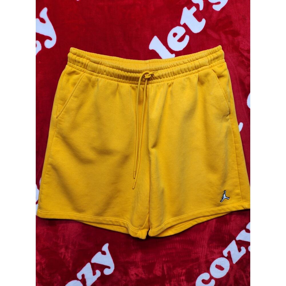 Jordan Mens Fleece Shorts 2XL Yellow Jumpman Athletic Gym Sweat Shorts XXL
